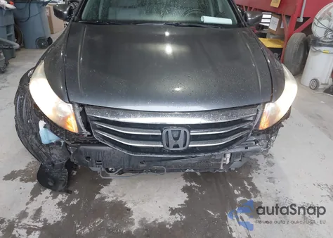 2011 Honda Accord 2.4 Ex-L из США, поврежденный, VIN 1HGCP2F84BA104748